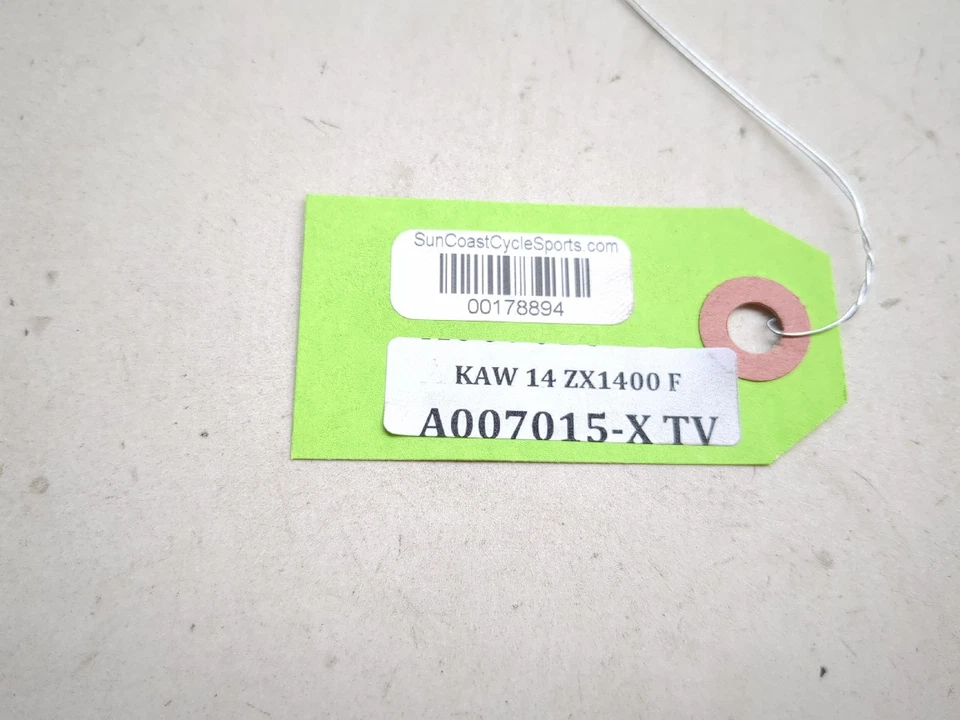 Suporte de chute lateral 12-21 Kawasaki Ninja ZX14 - Imagem 4 de 4