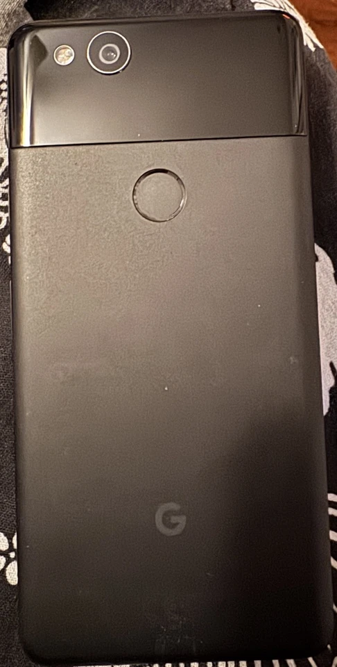 Google Pixel 2 Gray 64 GB Fast Ship Very Good Used SmartPhone - Image 3 of 3