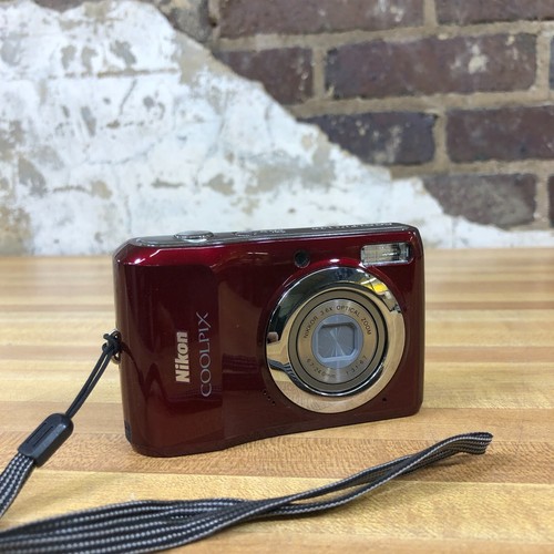 Nikon COOLPIX L20 10.0MP Digital Camera - Deep Red - TESTED & WORKING ✅✅
