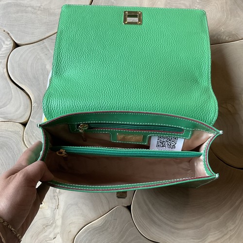 Arcadia Lackleder Handtasche Jadegrün Bellissimo Italien schöne goldene Kette - Bild 10 von 11
