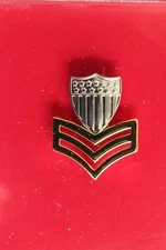 USCG US COAST GUARD REDUCED SIZE E-6 PO1 1ST CL PETTY OFFICER GARRISON CAP BADGE