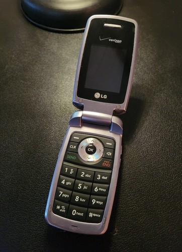 Lot of 2 Vintage Verizon & LG flip phones~untested~sold as is~parts or repair - 第 5/8 張圖片