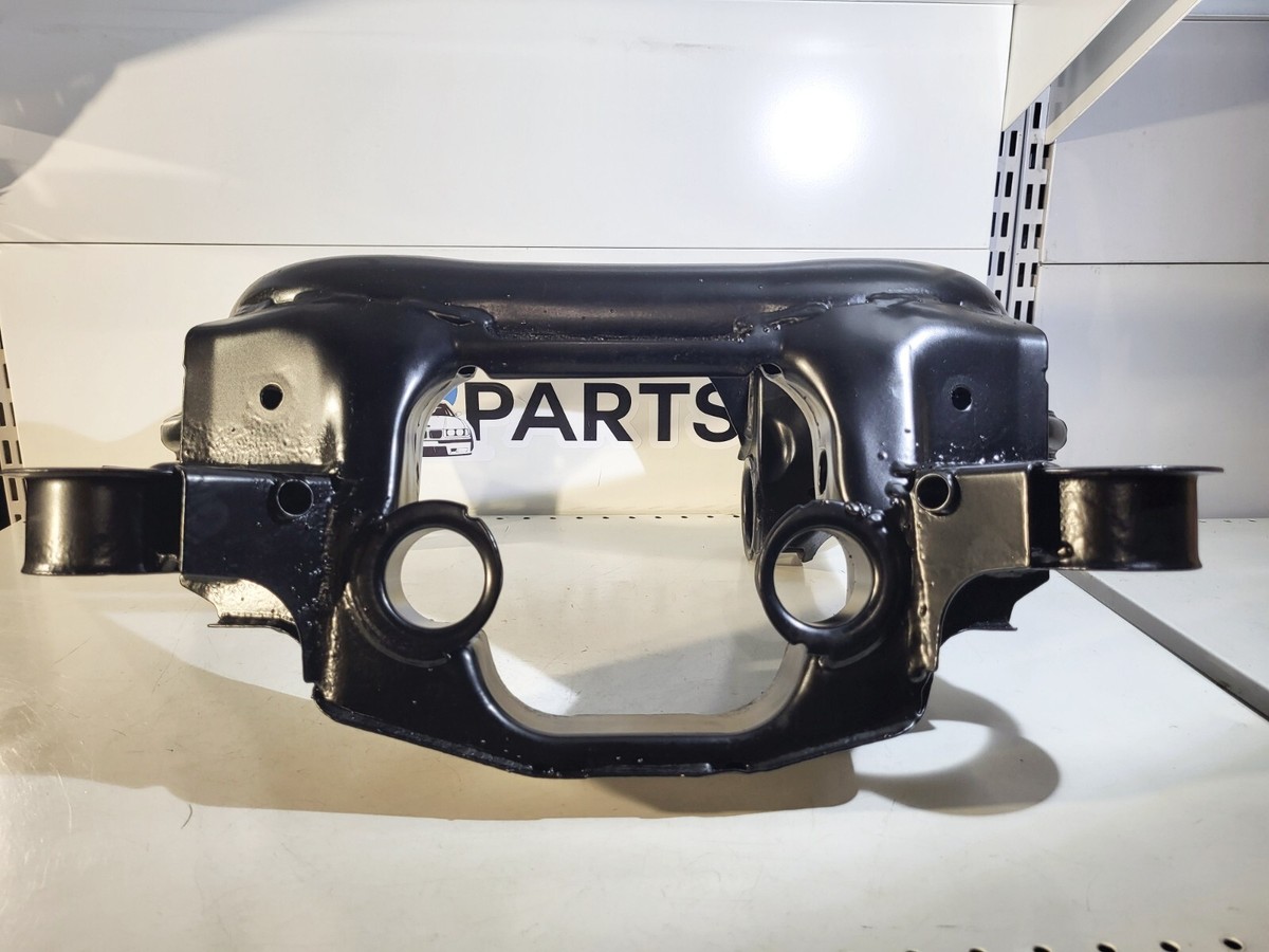 BMW E46 Rear Axle Carrier Subframe Crossmember Mounts/Diff Carrier