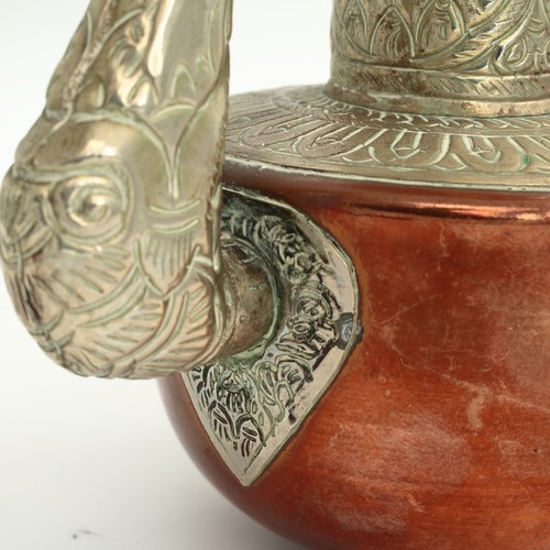 Tibetan Teapot in Copper and White Metal with Dragon Motifs - Picture 24 of 24