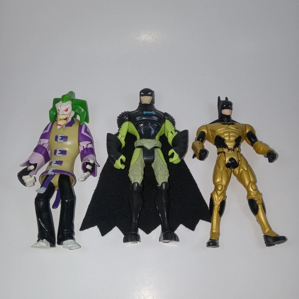 BATMAN Action Figures Vintage and Modern Mixed Lot of 37 - Image 2 of 4