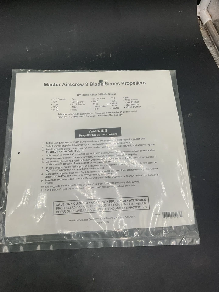 Master Airscrew MA0970T 3-Blade Prop • - Image 4 of 4