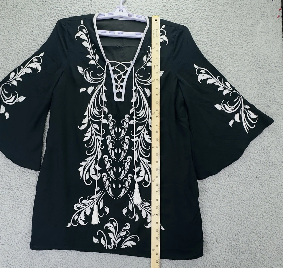 Babe Best Womens M Black White Floral Western Embroidered Pullover 3/4 Sleeve - Imagem 4 de 4