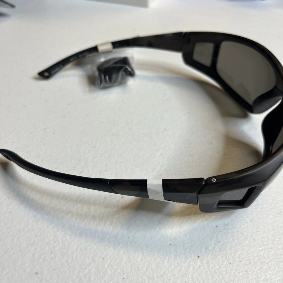 Field & Stream Black Camo Premium Polarized Sunglasses SR1117 NEW - Image 4 of 4