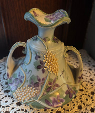 A NIPPON MORIAGE VIOLETS /LEAVES VASE - ANTIQUE AUTHENTIC Mint condition