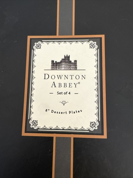 Juego de 4 platos de postre Downton Abbey World Market 8" en caja