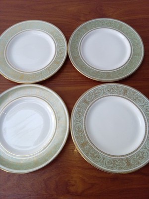 Royal Doulton English Renaissance 4 dinner plates. 20.5cm diameter. VG condition