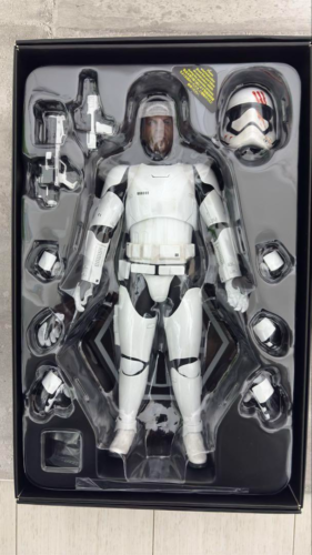 Hot Toys MMS367 Star Wars Finn First Order Stormtrooper John Boyega New Rare JP - Picture 4 of 6