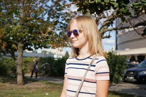 Childrens Kids Silver Green Sunrise Lenses Butterfly Classic Pilot Sunglasses - Picture 7 of 12