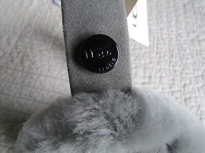 UGG Wired Earmuffs Tech Sheepskin Shearling Gray New | eBay
