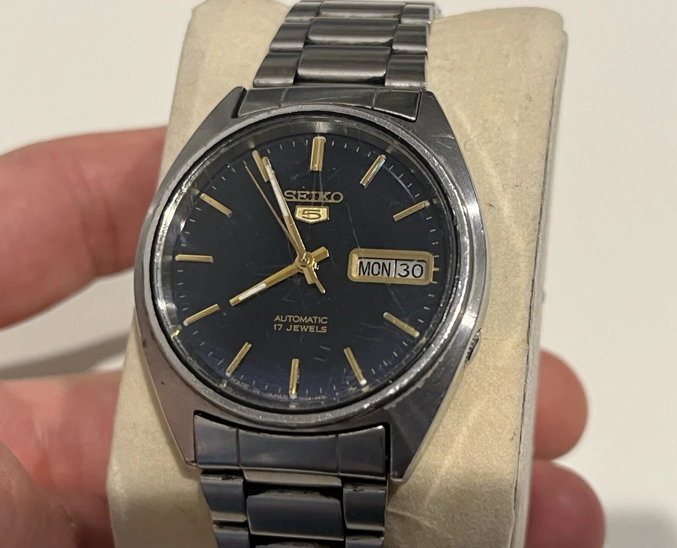 Seiko 5 Sports Men's Black Watch - 7009