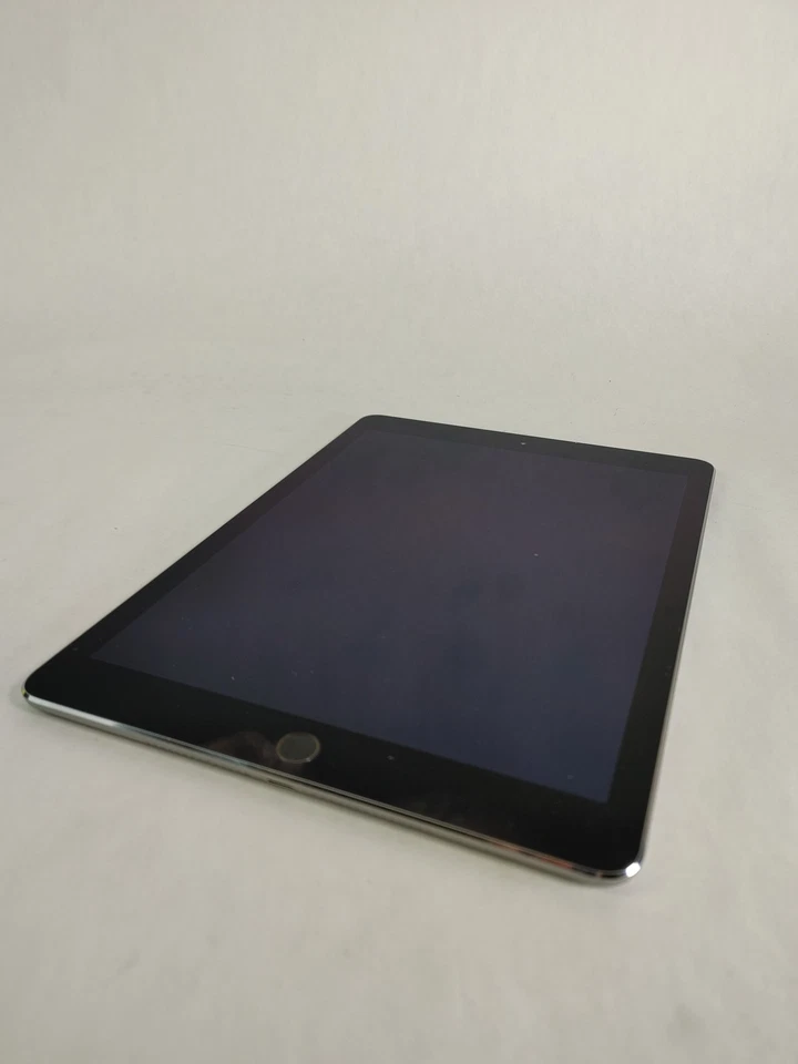 Apple iPad Air 2nd Gen A1566 32 GB iOS 15.8.5 (WiFi Only) - Image 2 of 4