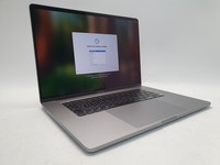 Apple MacBook Pro 16 2019 A2141 i7 512GB SSD 16GB Sequoia Dedicated Graphics