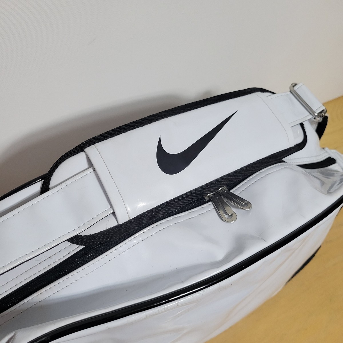 【vintage】 90s nike messenger bag Vintage 90s Nike Should Bag Messenger Bag 90x CrossBody Of