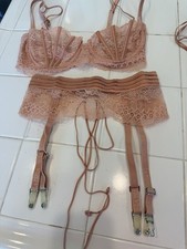 3 Pc Set La Perla Bridal Peach Lace Bra 85D 34D Thong M Garter Belt Suspender S