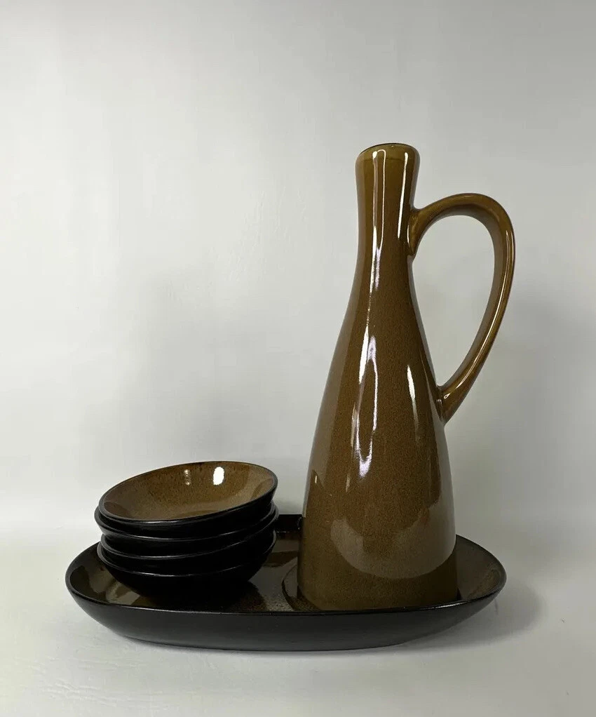 Oil Dispenser Decanter Cruet with 4 Bowls on Tray Fusion Wasabi By Gabby