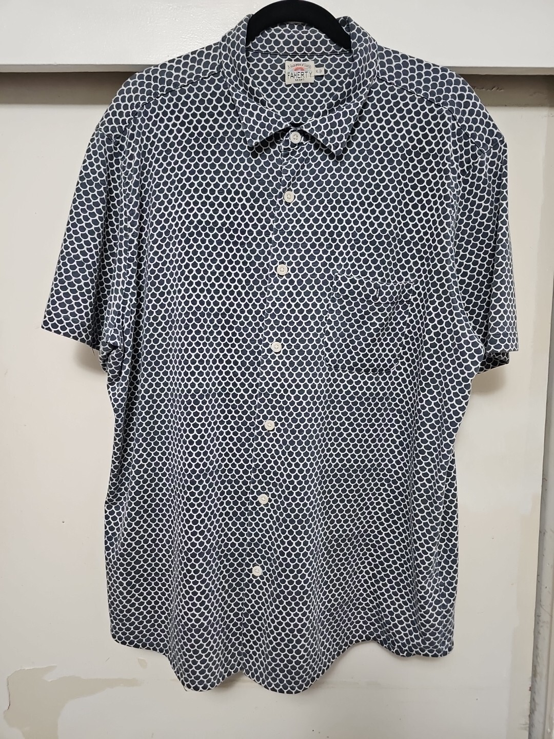 Faherty Geometric Playa Fish Scale Button-up S/S … - image 4