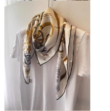 New Spring Boutique 100% Mulberry Double-Sided Silk Printing Delicate Scarf 35’‘