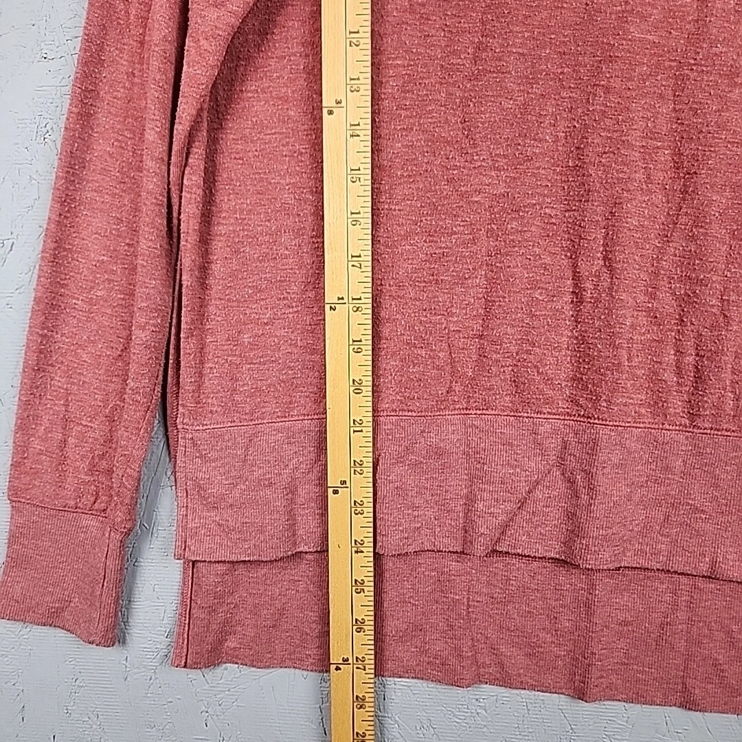 alo-yoga glimpse side slit logo outdoor casual sweatshirt