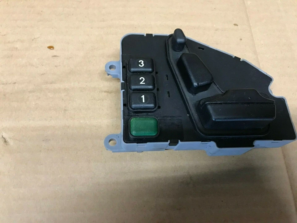 PANEL INTERRUPTOR DE CONTROL ASIENTO CONDUCTOR DELANTERO IZQUIERDO MERCEDES BENZ CLASE S R140 OEM 94-99 Foto 2 de 4
