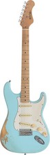Besondere Relic E-Gitarre im ST-Stil in Bright Sky Blue mit 3 Single Coils