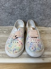 Blowfish lightweight hand washable Pastel Floral Girls Sz 7 WATER SHOES