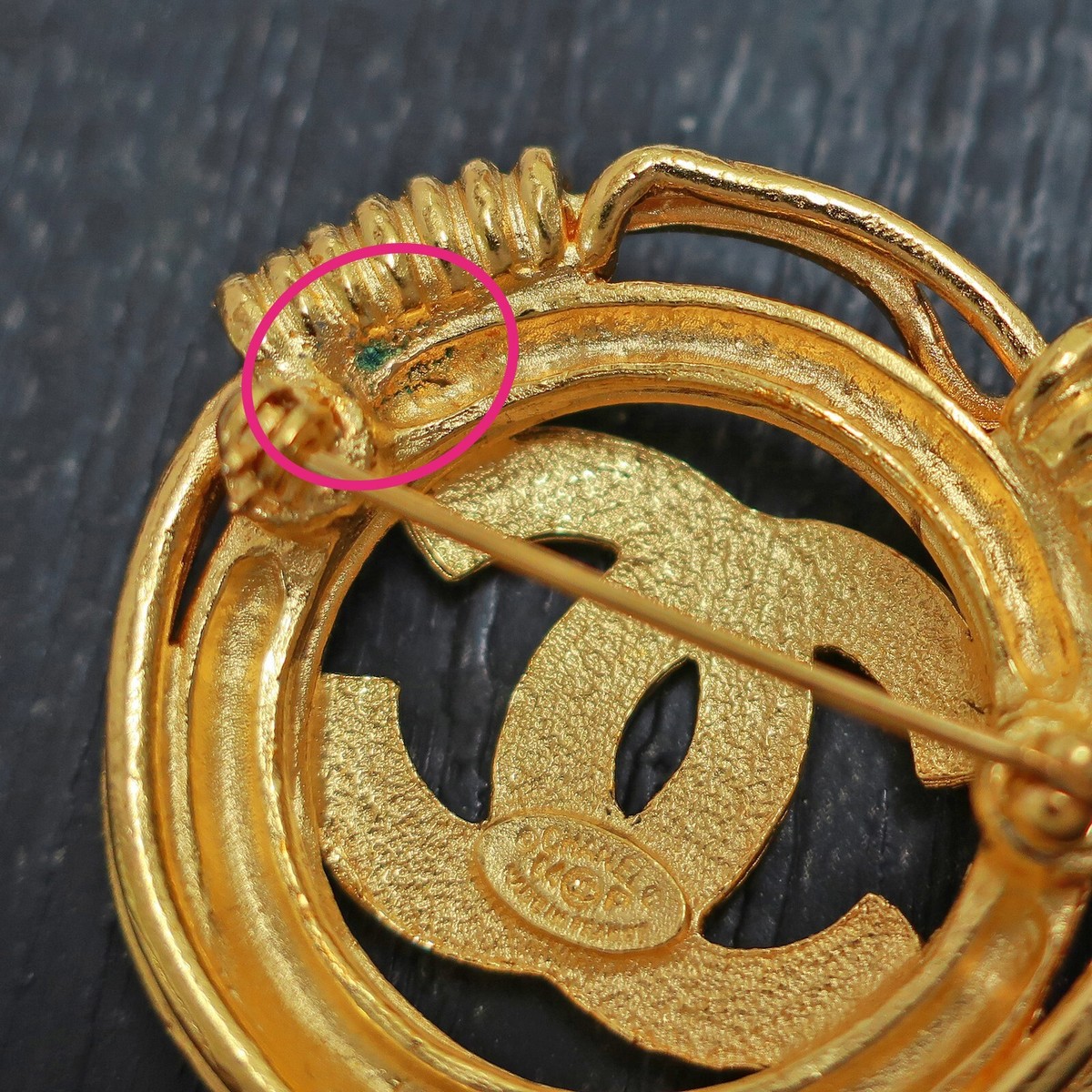 CHANEL Gold Plated CC Logos Round Vintage Pin Brooch #612c Rise-on