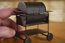 bbq grill figurine 