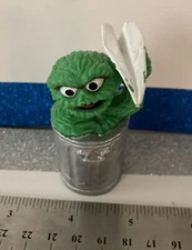 Vtg Oscar Grouch PVC Figure Cake Topper Sesame Street Applause Paper Airplane