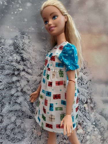 Christmas Dress Outfit - Fits 28 Inch Barbie Fashion Dolls Clothes - Picture 5 of 6