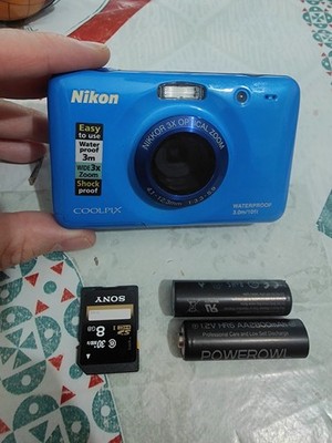 Nikon Coolpix S30 Wasserdichte Kamera