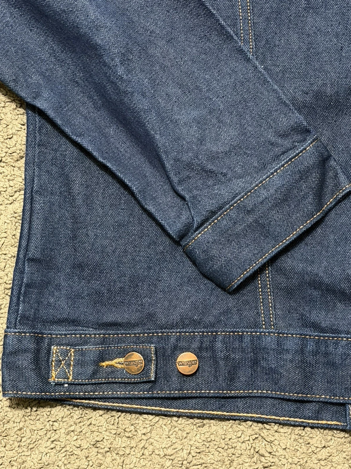 RARE Wrangler Diamond Cross Ranch Denim Jacket Limited Edition Western 124MJ XL - product detail image 9