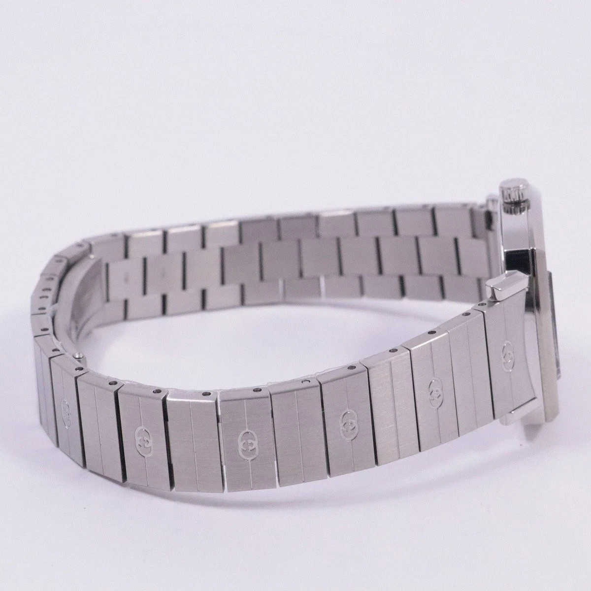 Used Gucci YA157501 Clip Quartz Women s Watch Disc Needle SS Belt