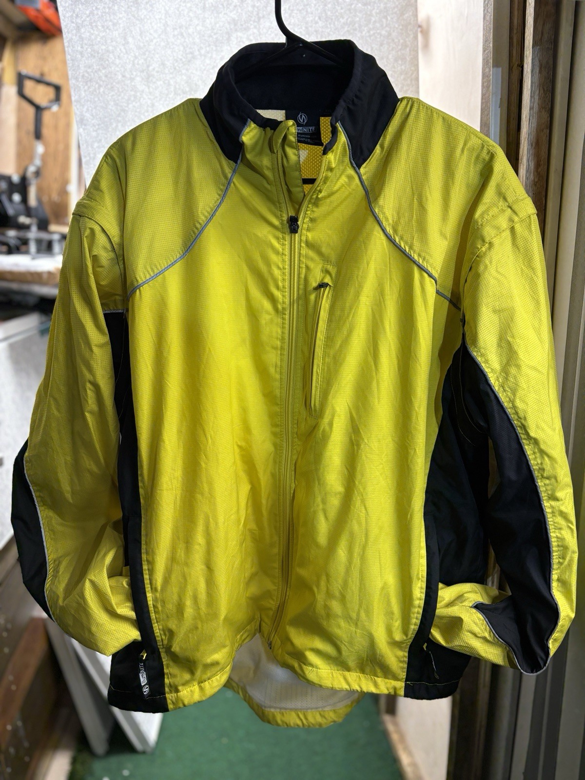 illumiNITE reflective jacket Size Medium - image 1