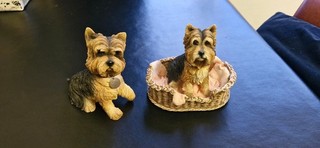 The Leonardo Collection 2 x Yorshire Terrier Dogs