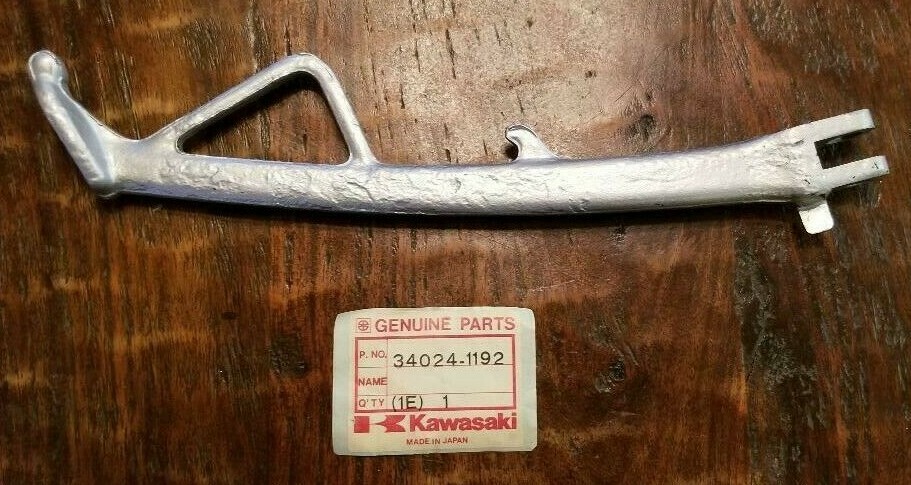 New Kawasaki Ninja ZX 600 Kick Side Stand 1985-1987 Ninja New Kawasaki Ninja ZX 600 Kick Side Stand 1985-1987 Ninja
