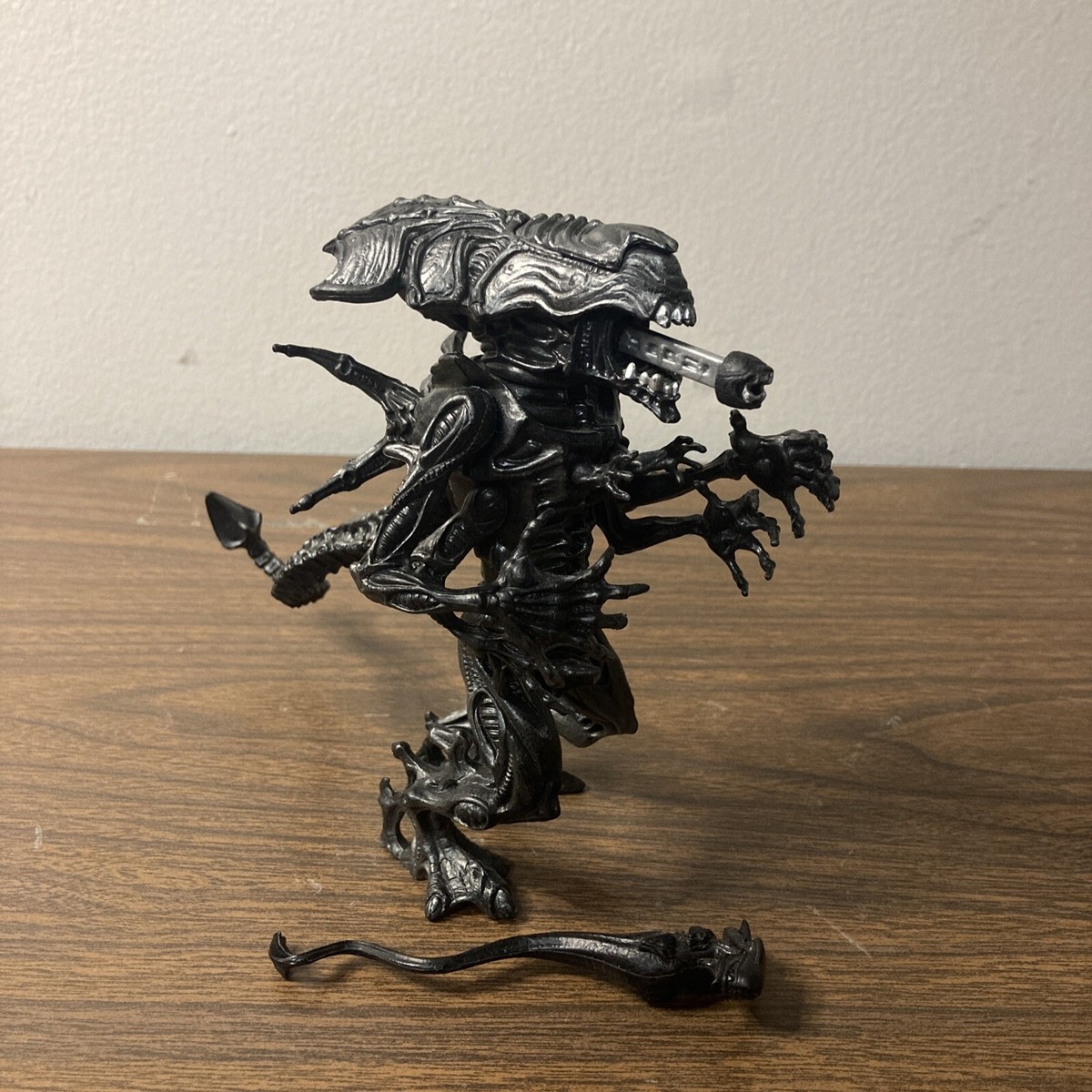 Vintage 1992 FOX Kenner Aliens ALIEN Queen Xenomorph Action