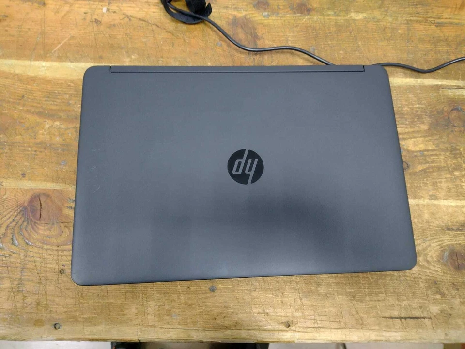 15.6" NOTEBOOK HP 650 G1 GRADO B INTEL CORE i5 8GB RAM 240GB SSD SERIALE USB 3.0 - Immagine 3 di 4