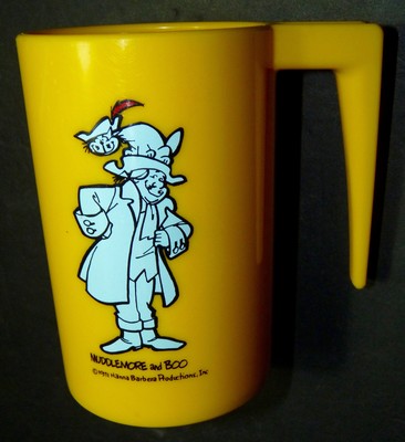 1971 Muddlemore and Boo 4/" Yellow Plastic Cup Mug Hanna Barbera Funky Phantom