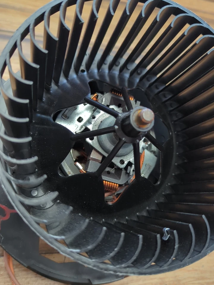 Volkswagen CC Eos Golf Passat 2006-2014 conjunto de motor inferior 3C1820015AA OEM Foto 3 de 4