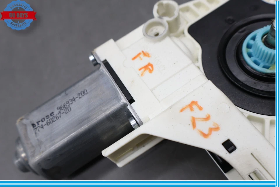 07-15 Audi Q7 Front Right Passenger Side Door Power Window Regulator Motor Oem - Image 4 of 4