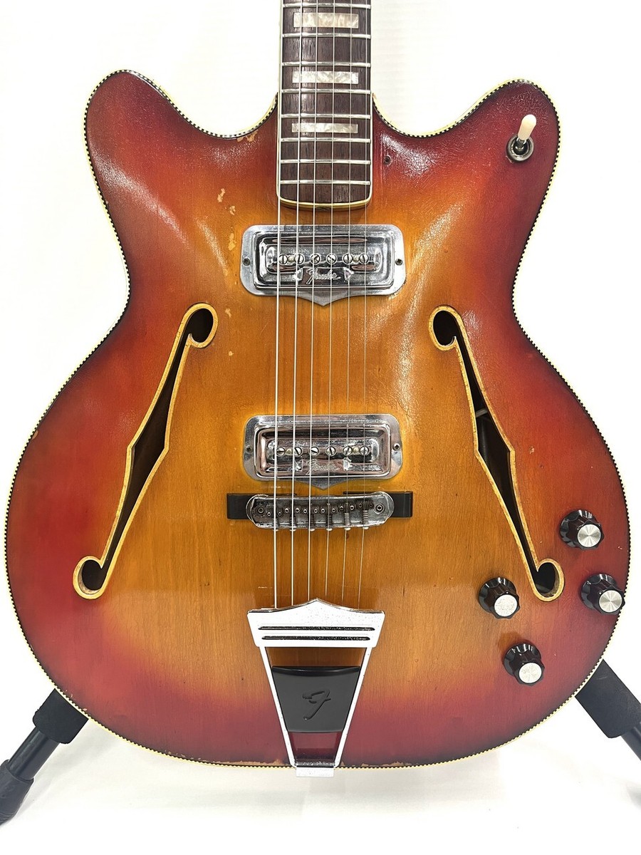 Fender USA / 1967-1969製/ Coronado 2 Vintage 1967 Fender Coronado II Cherry Red Hollow Body