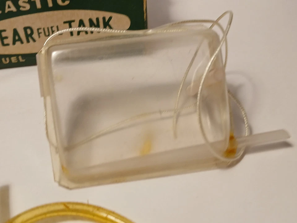 Vintage Control Line Model Airplane fuel tanks NEW  Made In Japan Lot Of 2 - Image 2 of 4