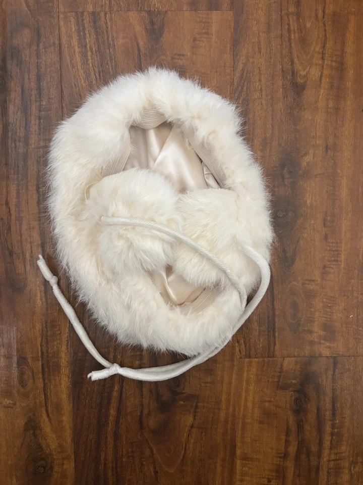 Sombrero boina blanco de piel genuina para niños con lazos y forro satinado Foto 2 de 4