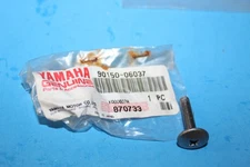 NOS GENUINE ORIGINAL Yamaha SCREW, ROUND HEAD(3JM) OEM # 90150-06037-00
