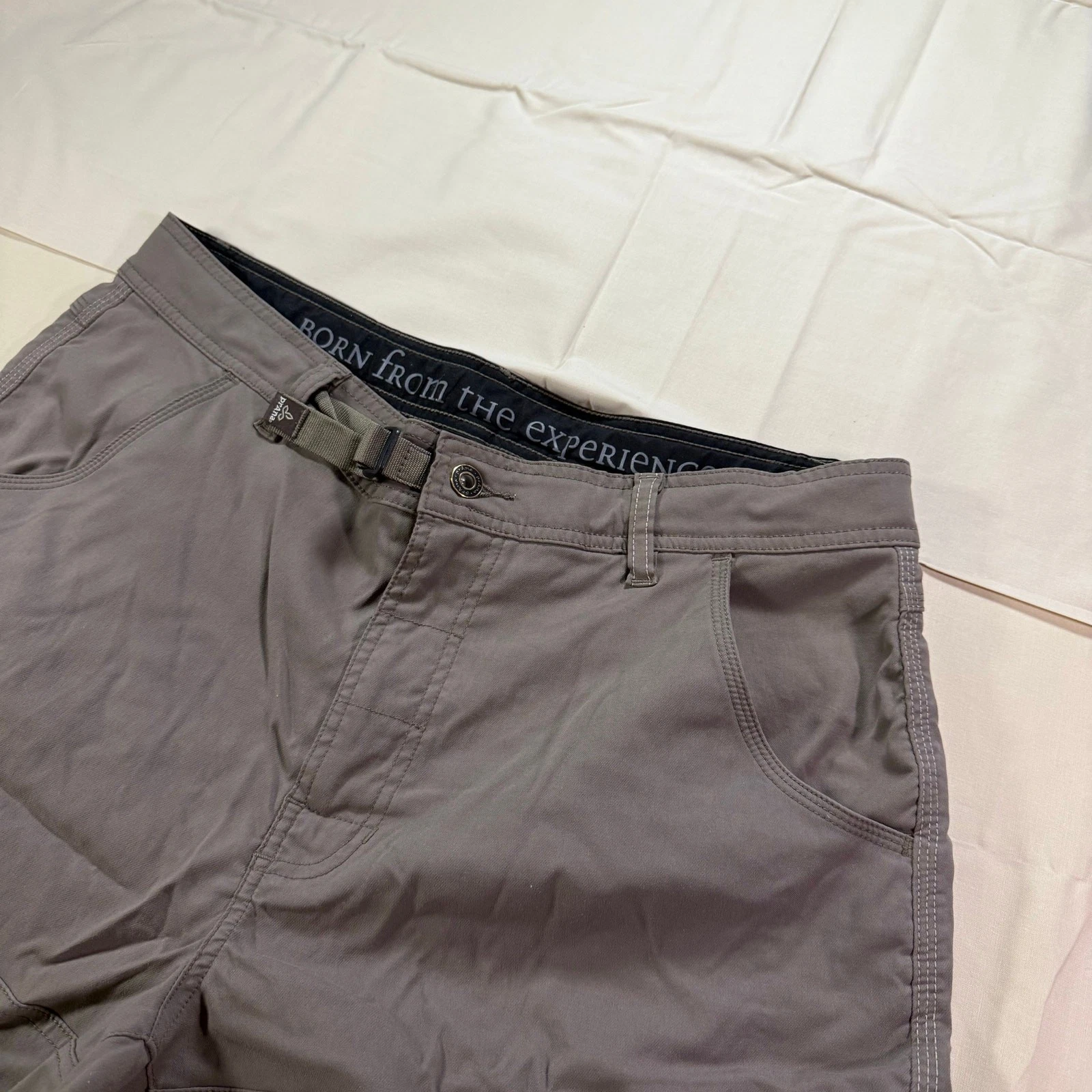 Prana Stretch Zion Shorts Mens Large Gray Cargo Hiking Outdoor Belted Quick Dry
